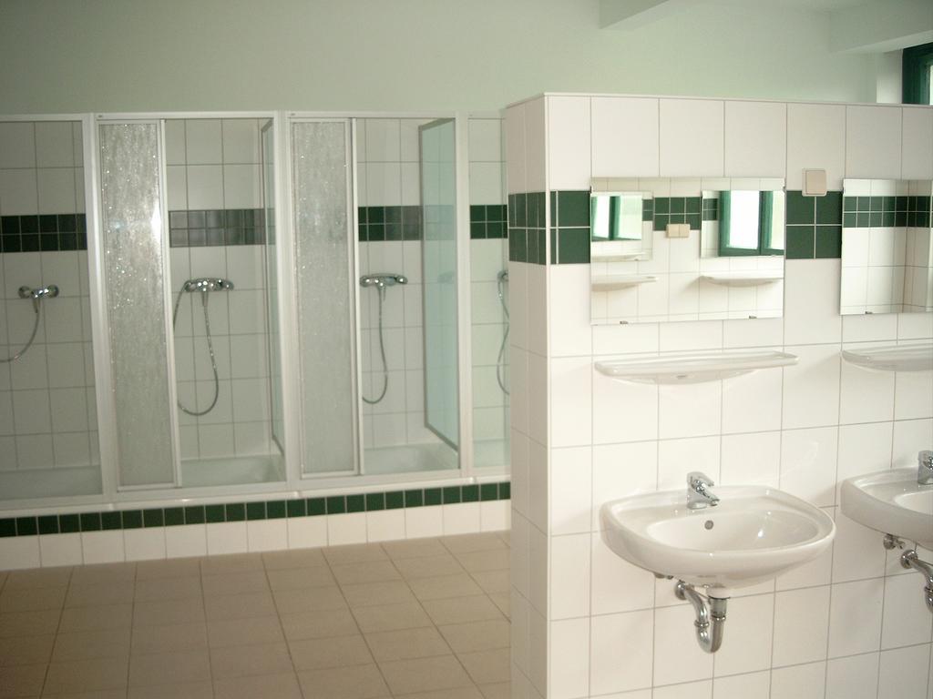 Internationales Gaestehaus Jena Rum bild